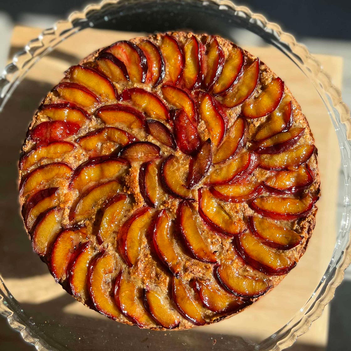 Sugar Plum Oat Cake 