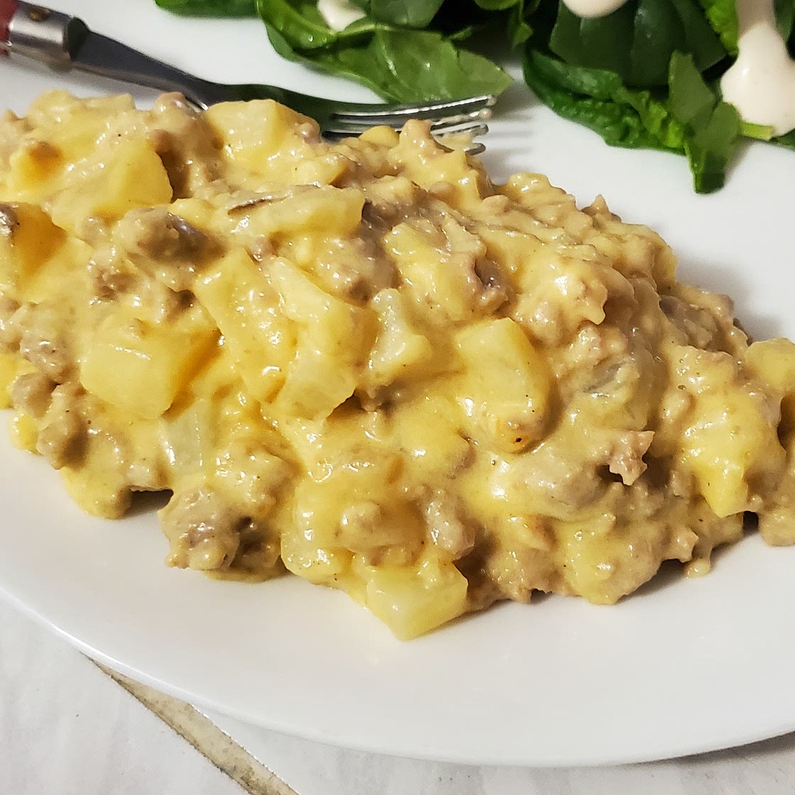 Crockpot Beefy Cheese Potatoes