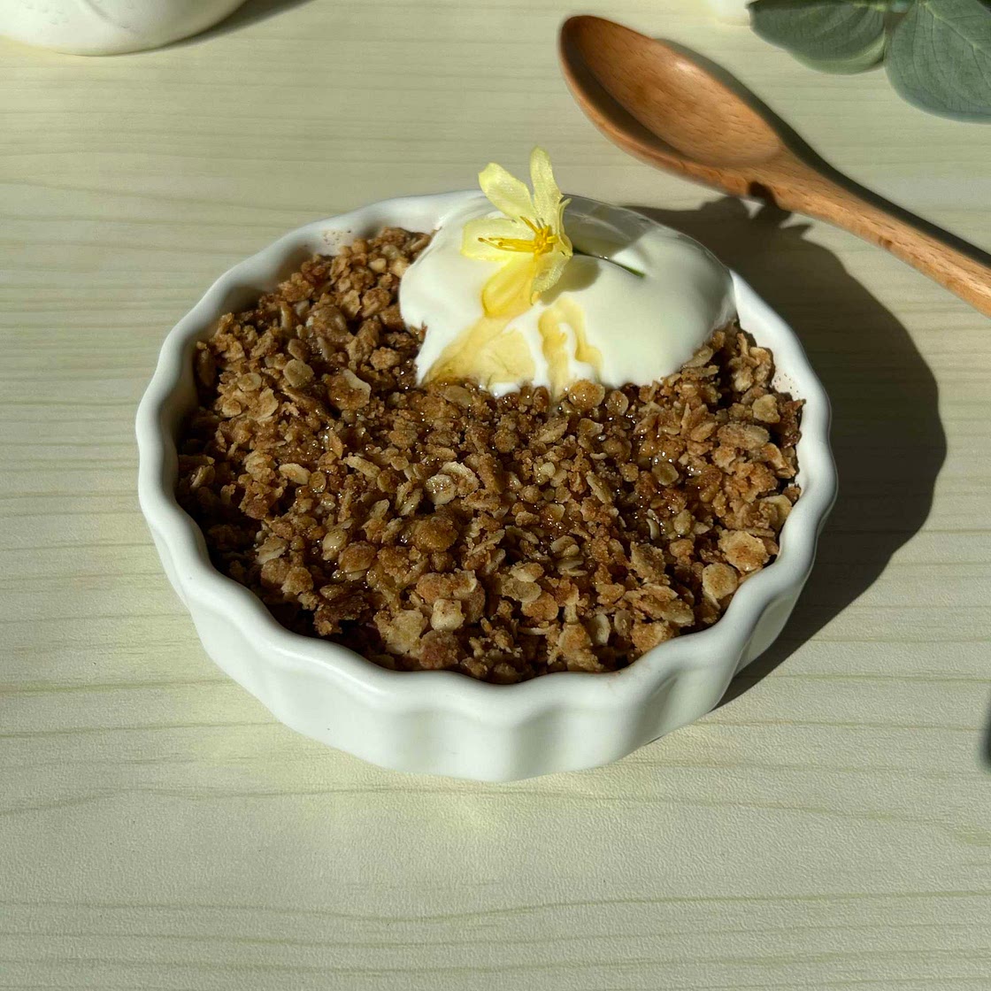 Single serve peach crumble