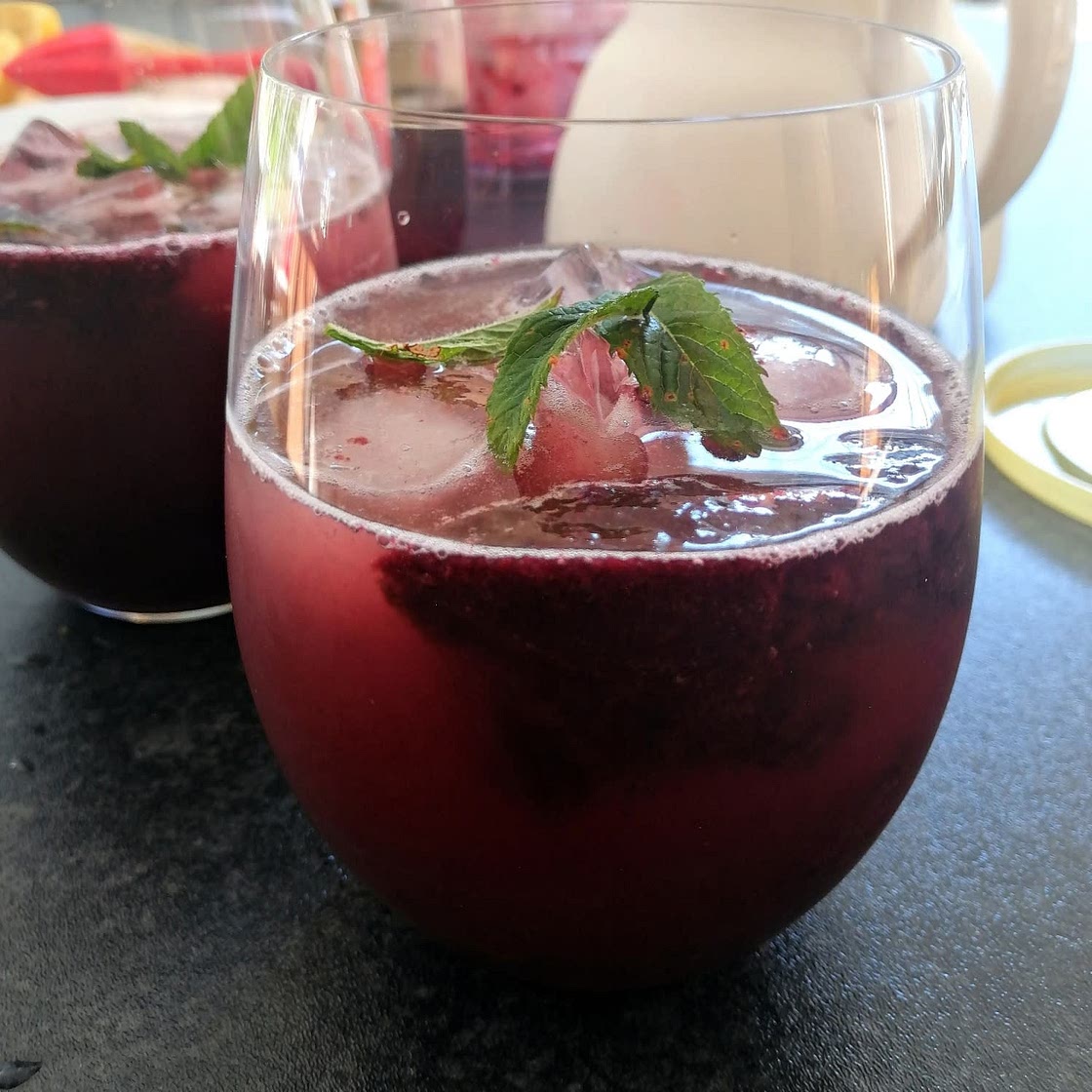 Blackberry Ginger Iced Green Tea