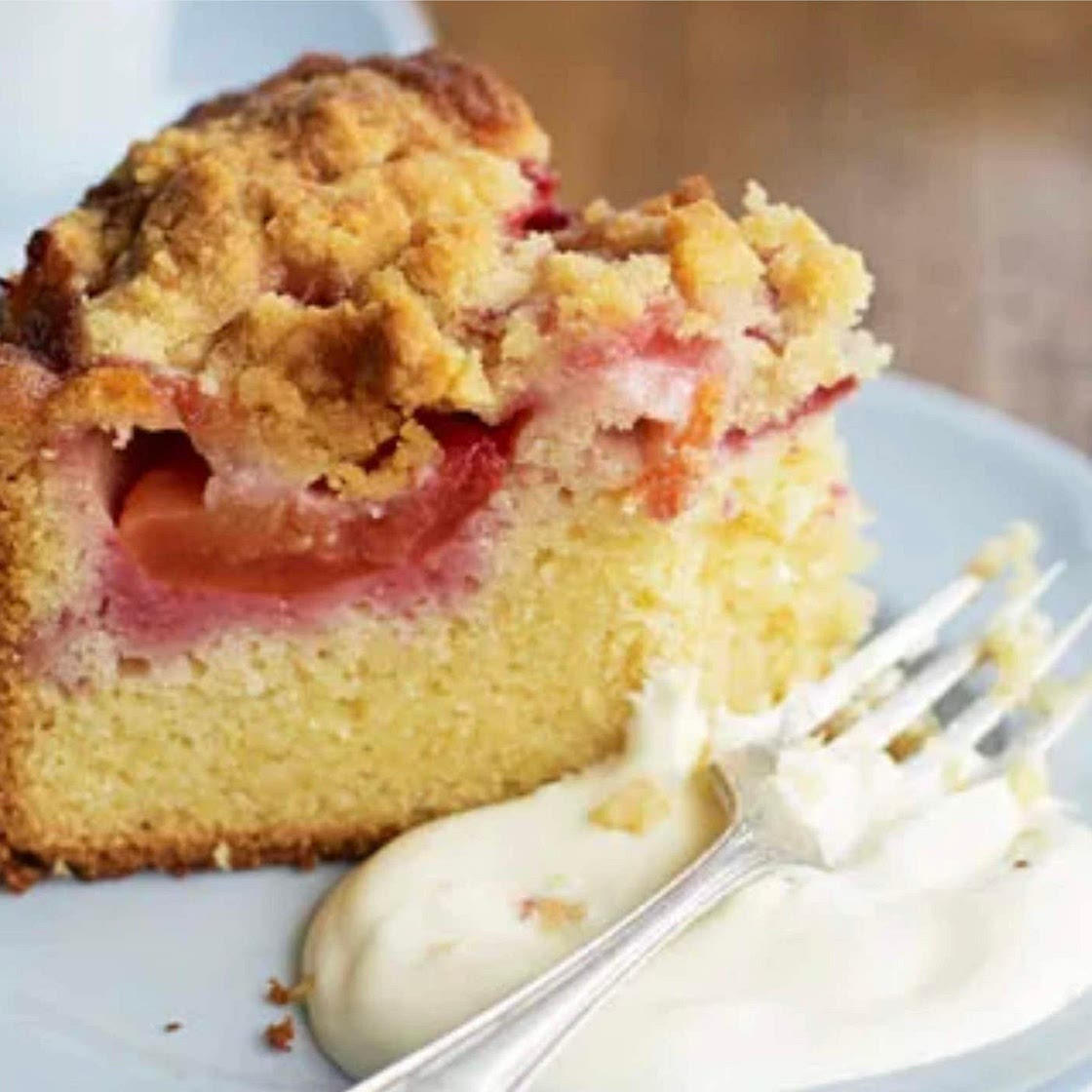 Plum crumble cake