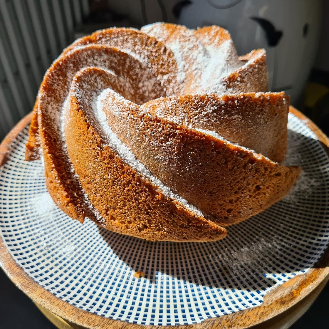 LEMONY OLIVE OIL CAKE