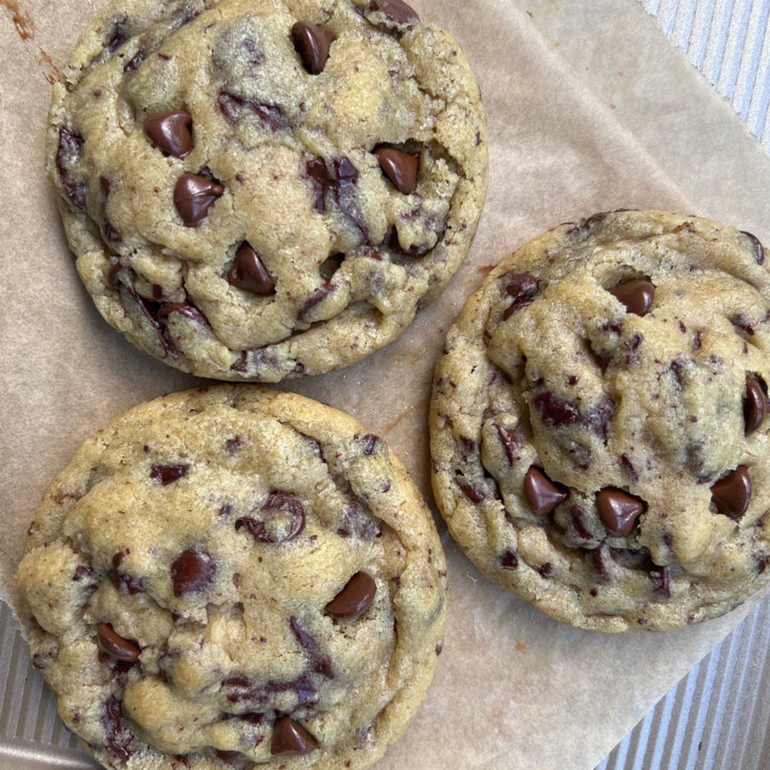 Bakery style chocolate chip cookies