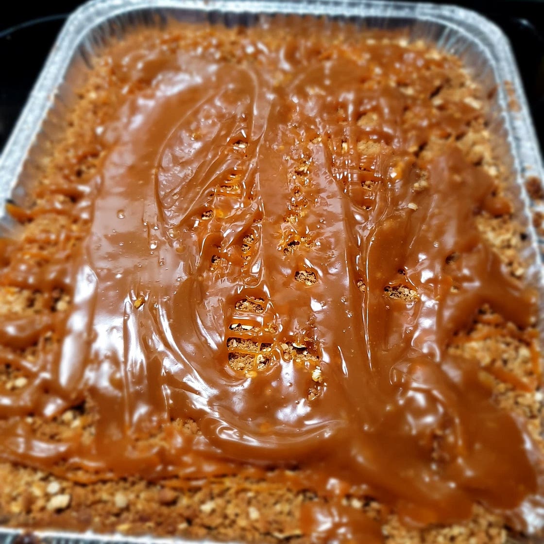 Caramel Apple Cheesecake Bars