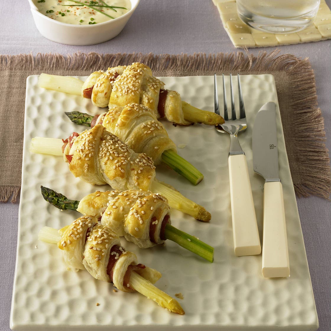 Spargel-Blätterteig-Röllchen