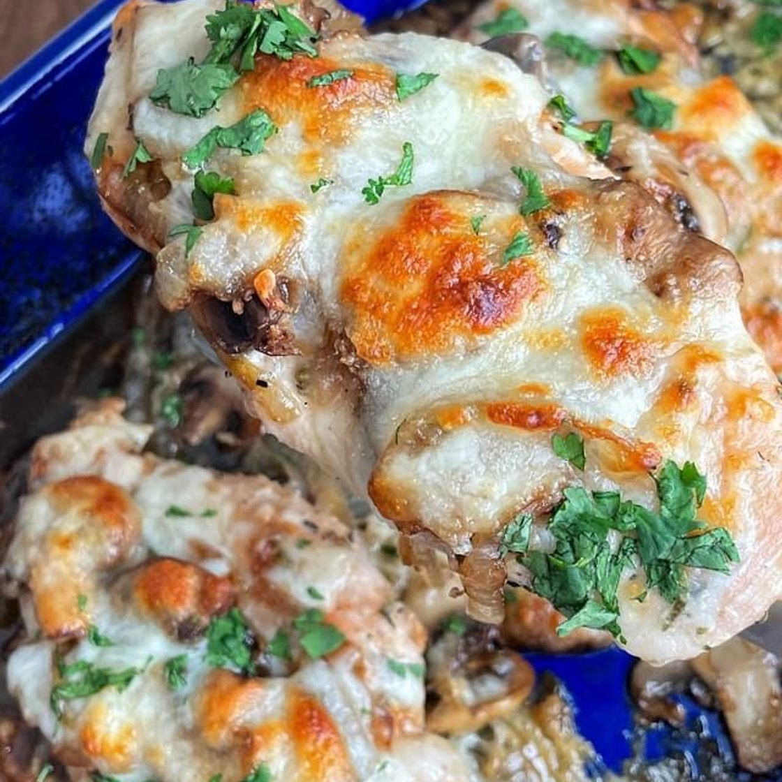 Cheesy mushroom chicken