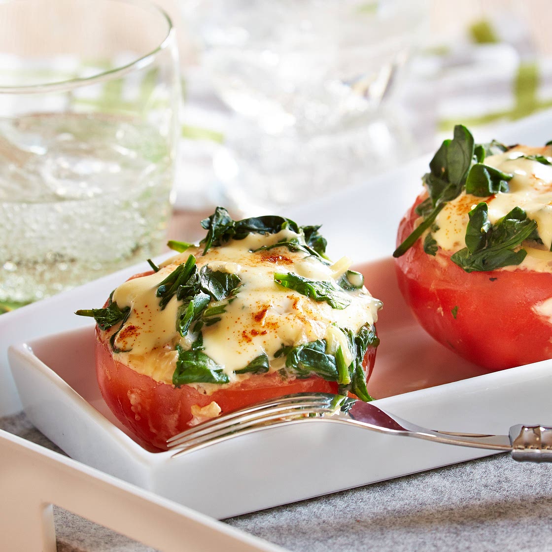 Gratinierte Tomaten mit Spinatfüllung