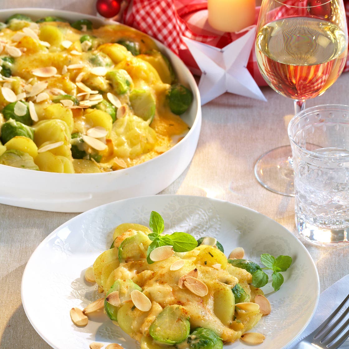 Kartoffel-Rosenkohl-Auflauf mit Mandelblättchen