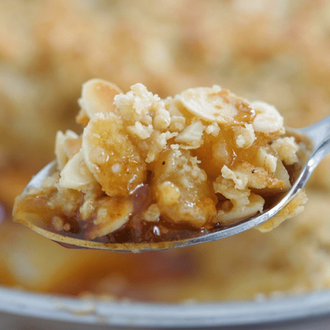 Look No Further for the Ultimate Fall Dessert: The Best Apple Crisp