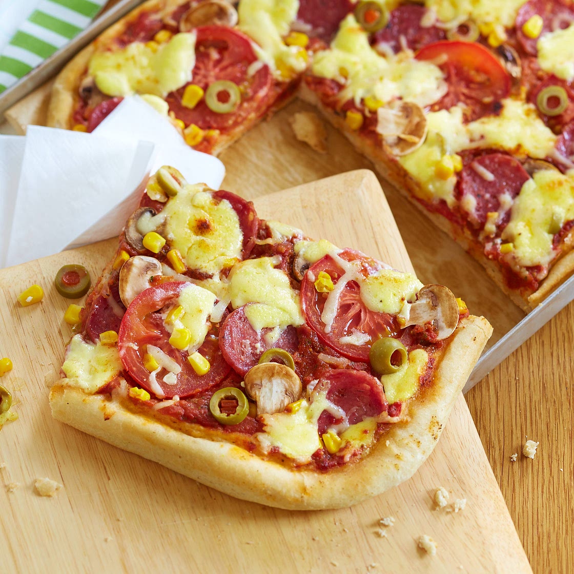 Pizza vom Blech