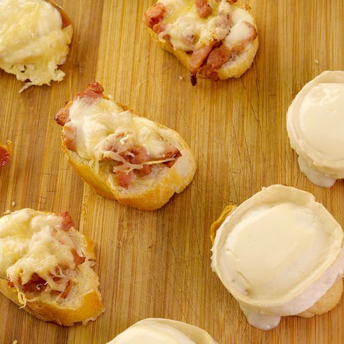 Assortiment de toasts apéro