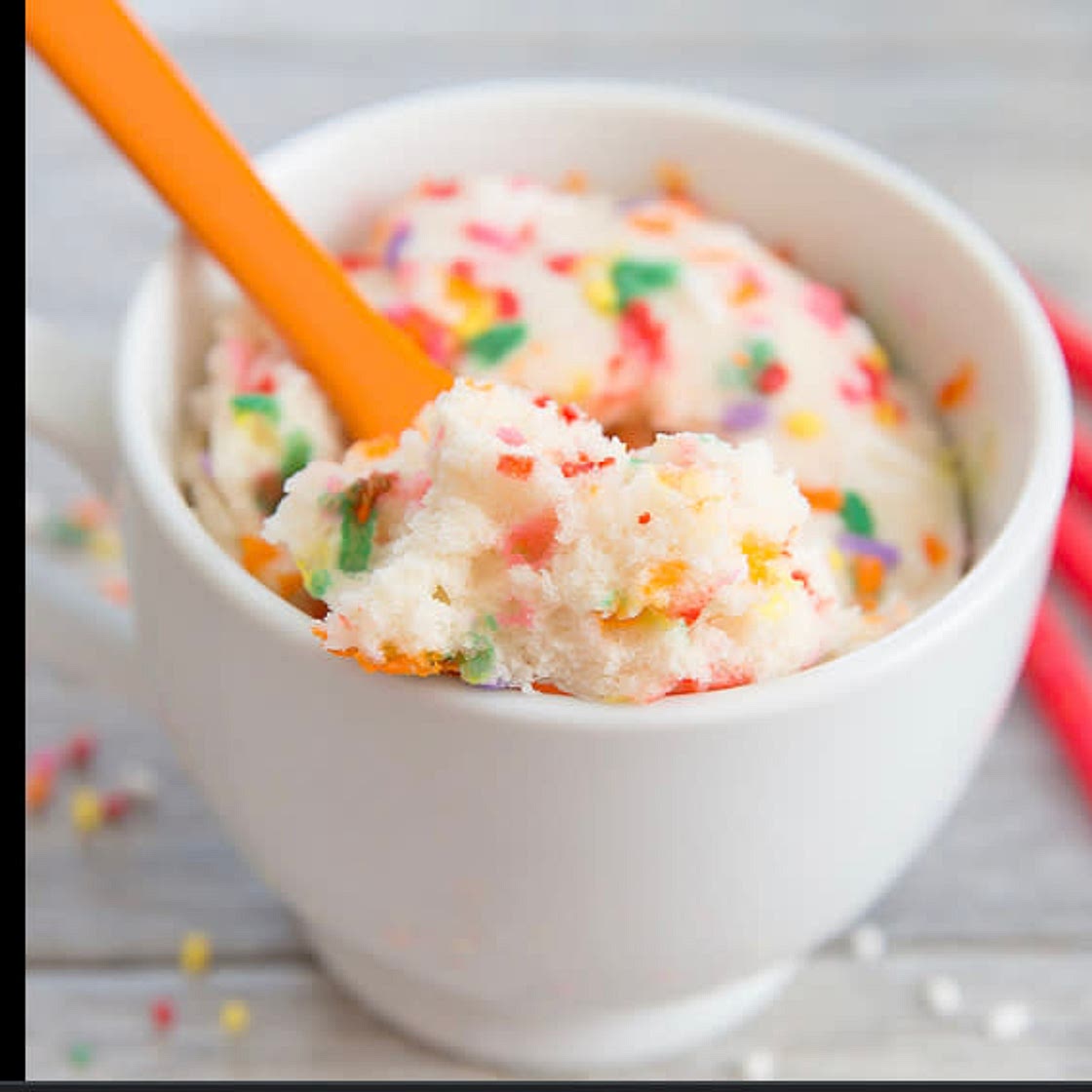 Mug cake confetti