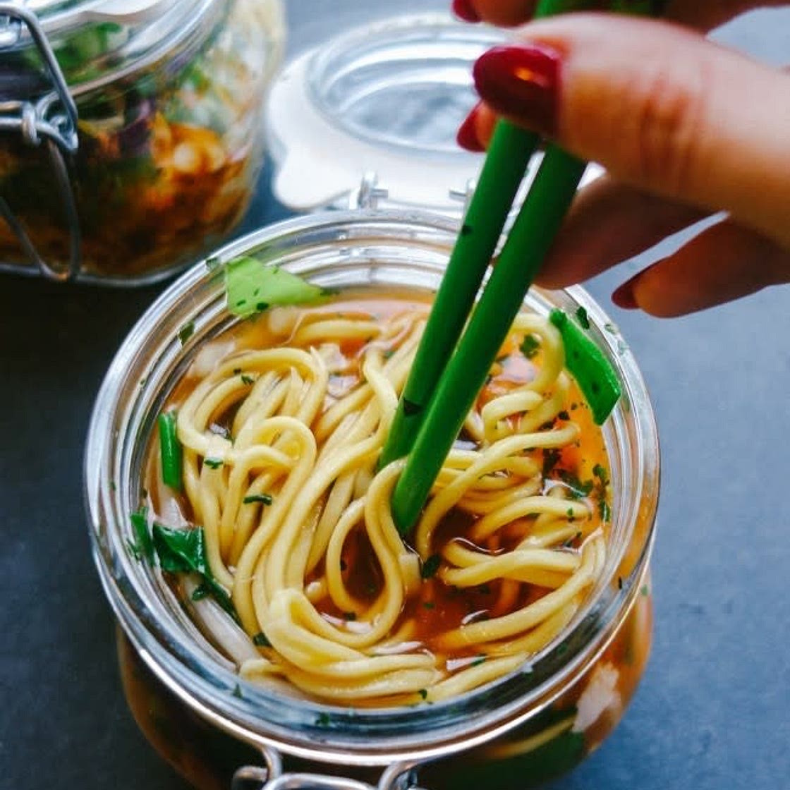 Traveling noodles