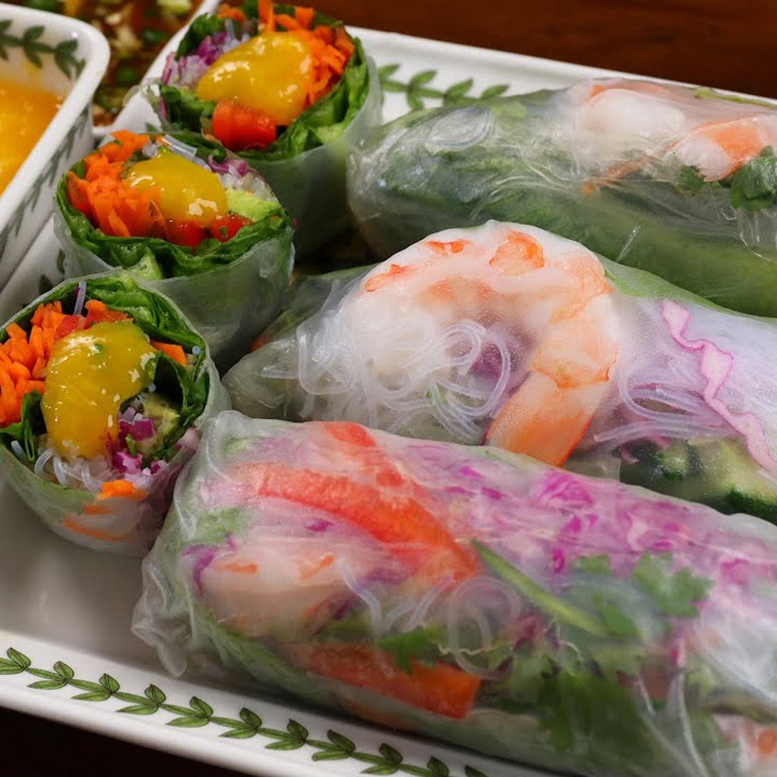 Wollamssam (Korean style Vietnamese rice paper rolls) 월남쌈