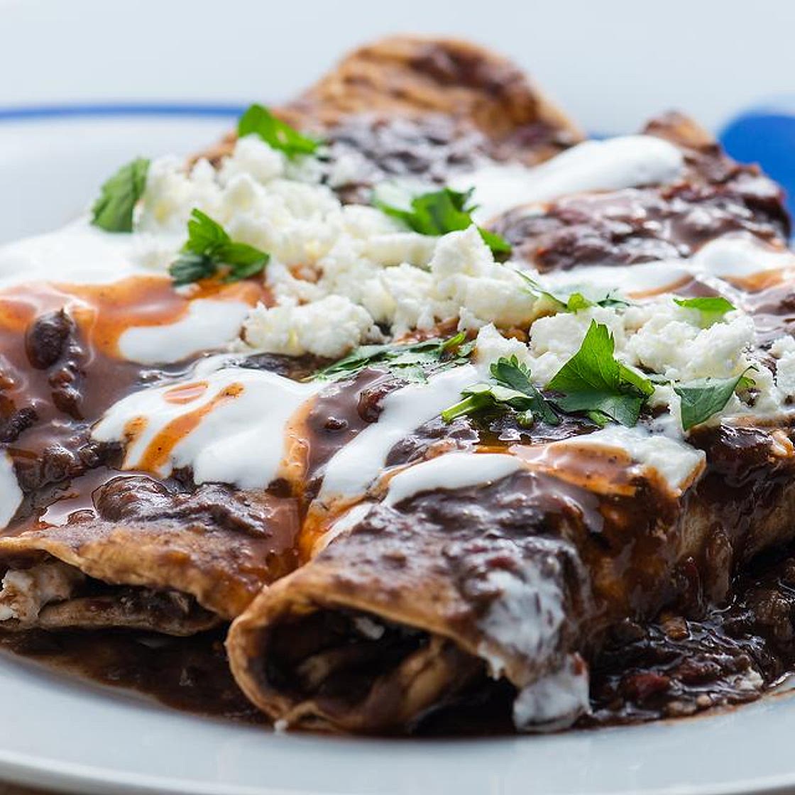 20-Minute Authentic Enfrijoladas Recipe: Classic Mexican Comfort Food