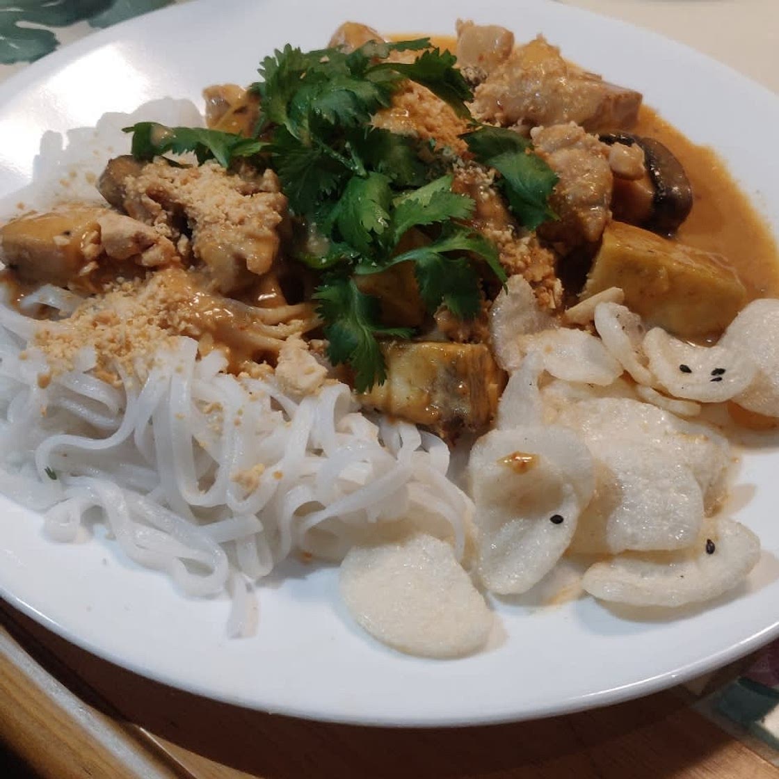 Skillet Thai Chicken and Sweet Potato Curry