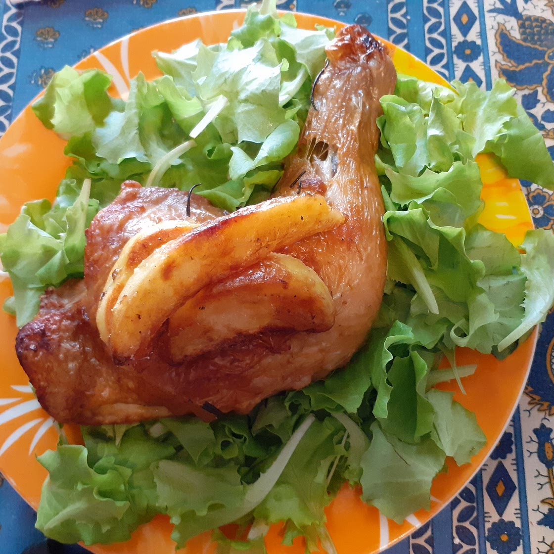 Poulet, frites et salade