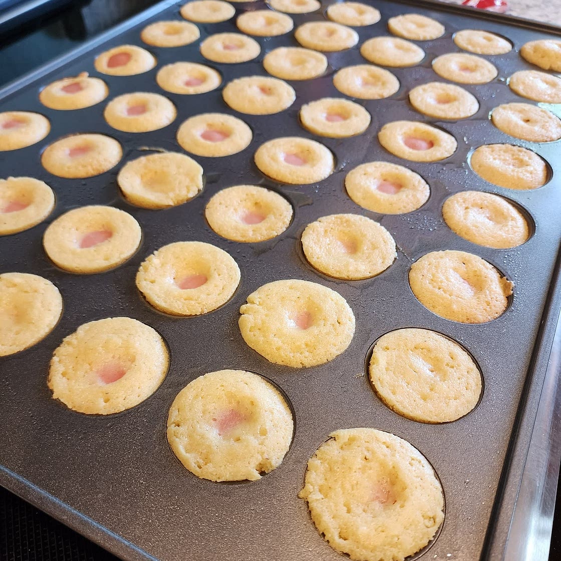 Mini corndog muffins