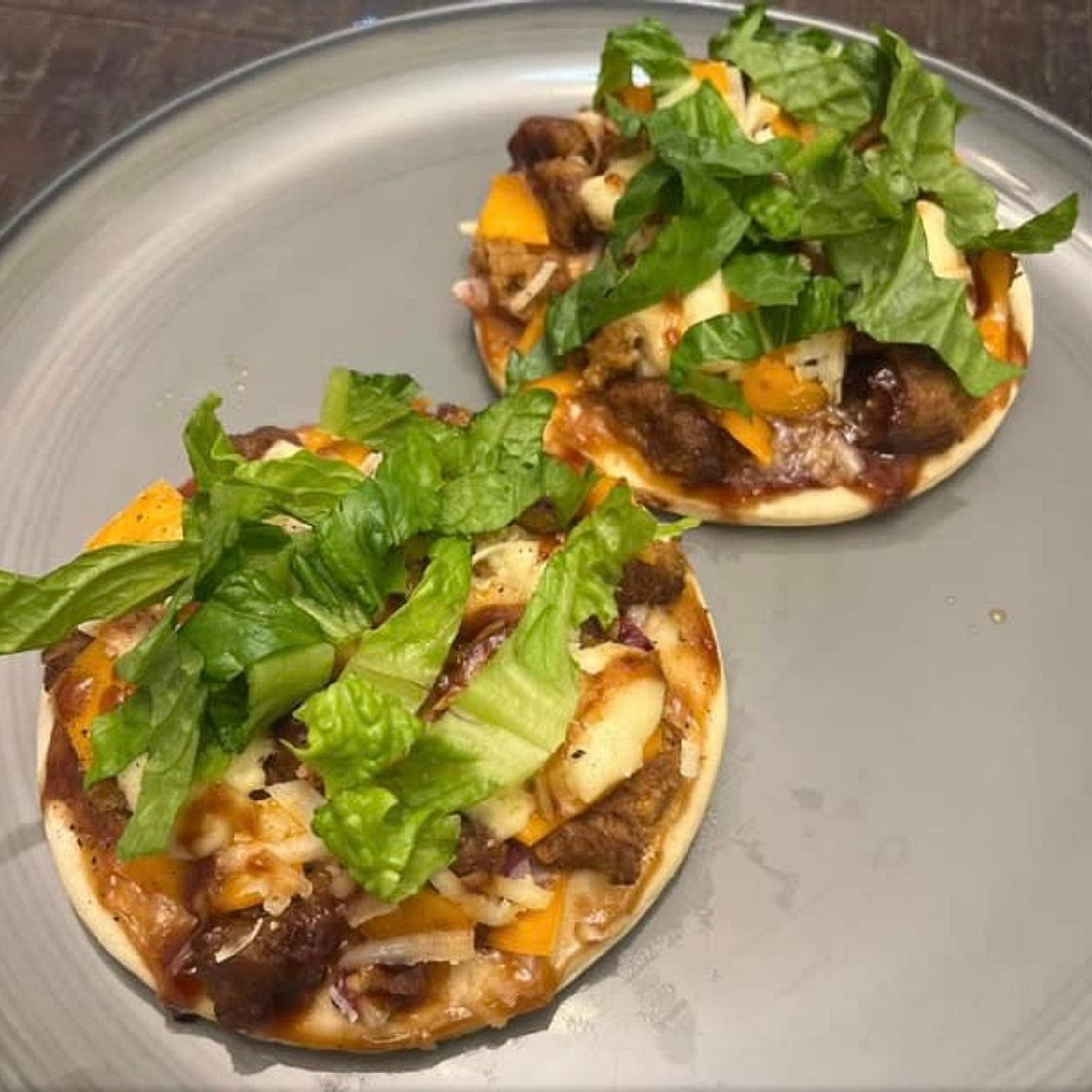 Mini BBQ pizzas
