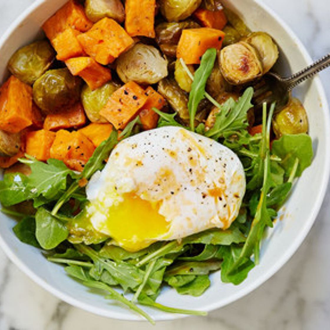Egg and Veggie Breakfast Bowl