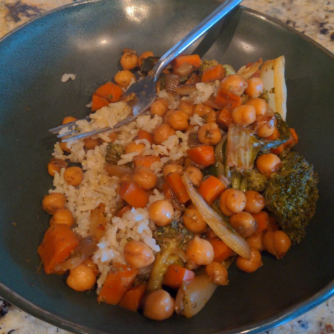 Vegan Garlic Chickpea Stir Fry with Broccoli and Carrots