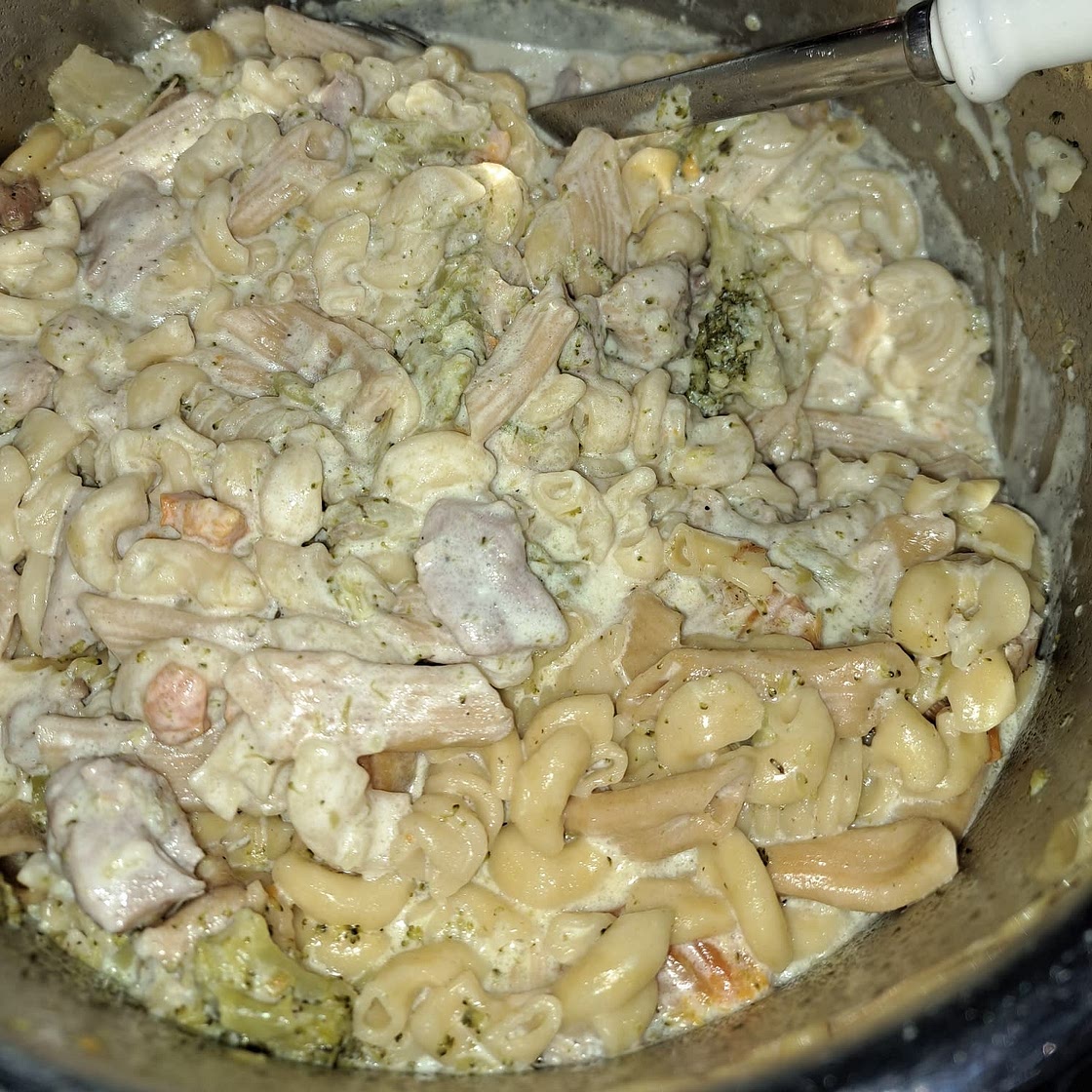 Instant Pot Chicken Pot Pie Casserole
