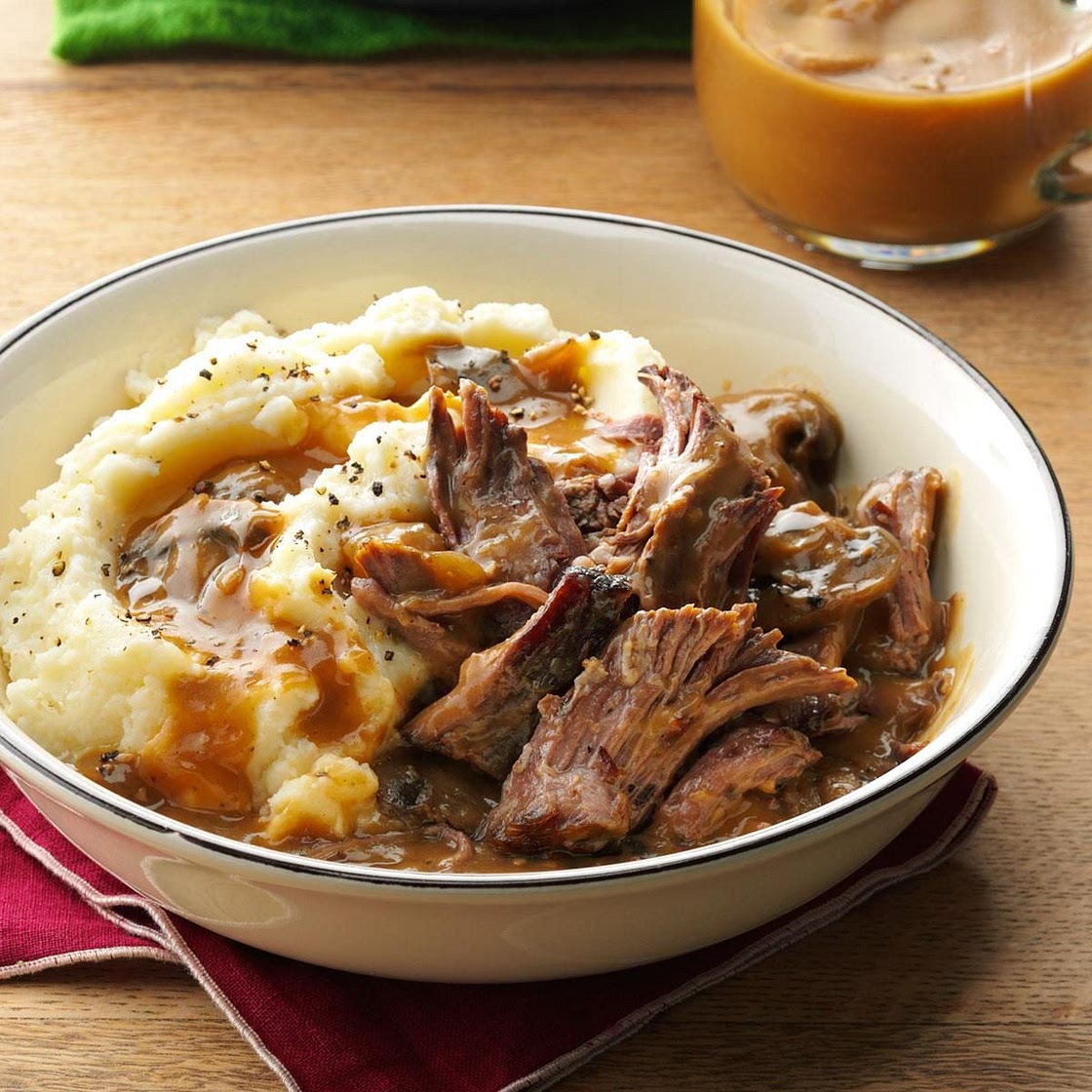 Here's the Right Way to Make Pot Roast in Your Slow Cooker