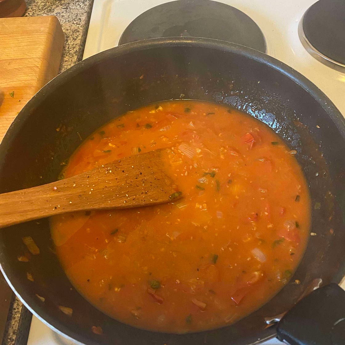 Homemade tomato & basil sauce