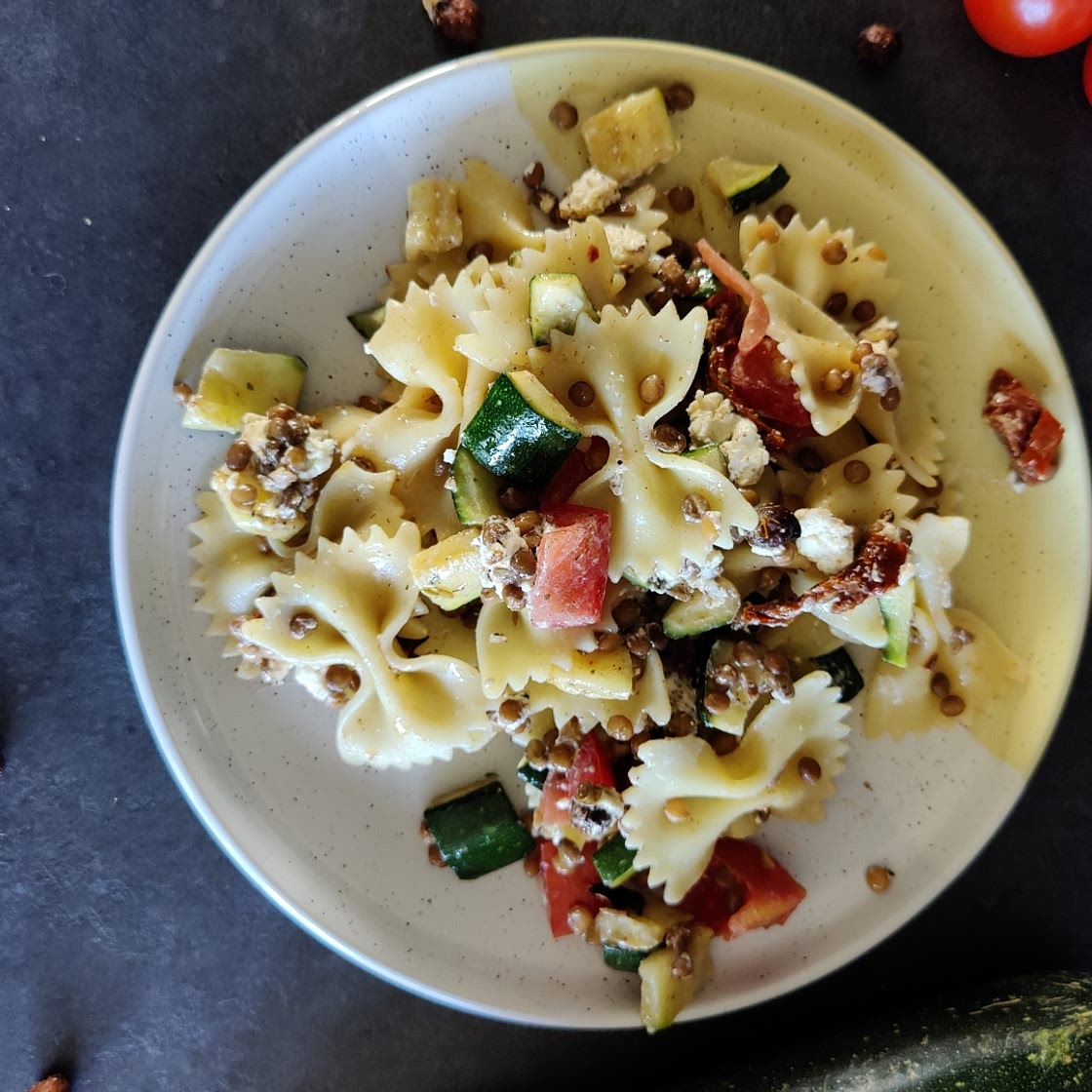 Lauwwarme pastasalade