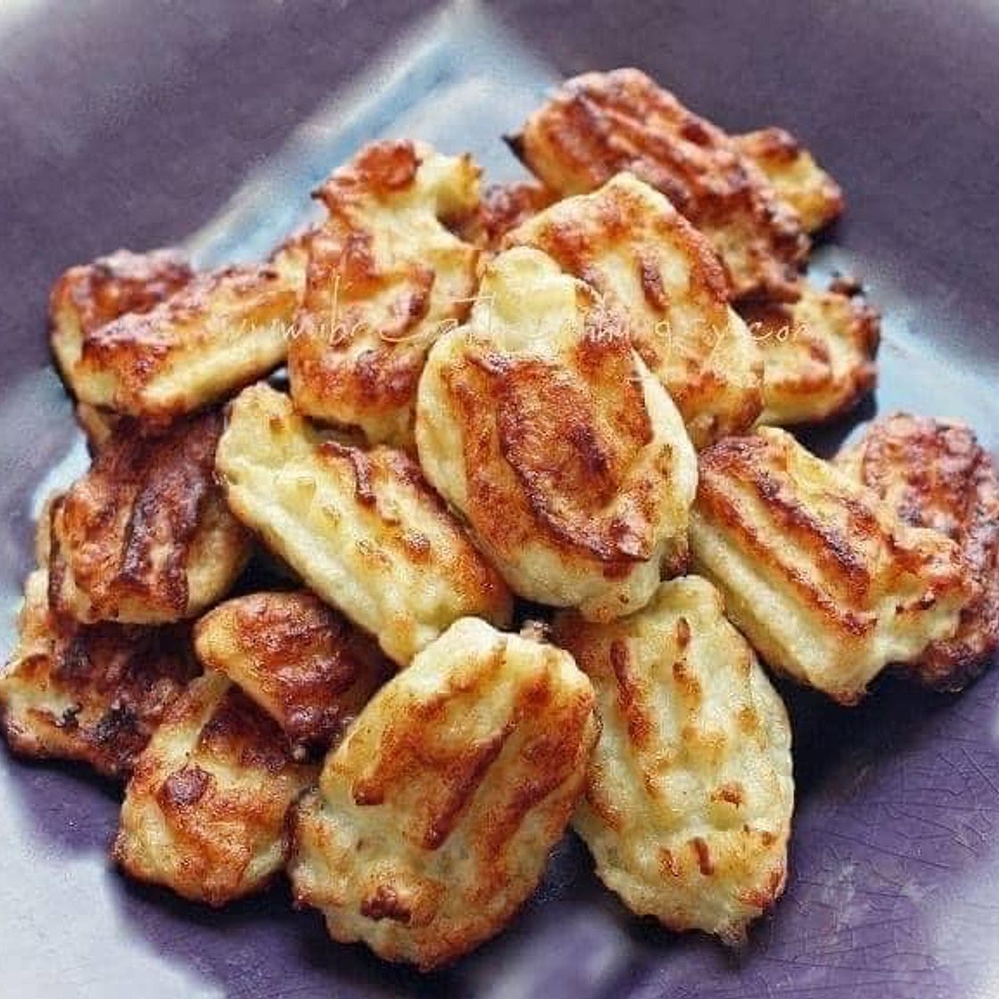 Cheesy Cauliflower Tater Tots