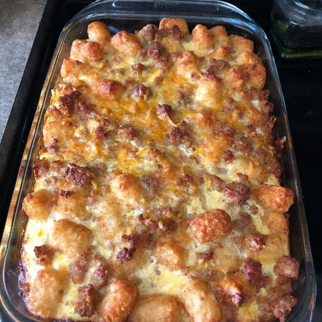 TATER TOT SAUSAGE BREAKFAST CASSEROLE