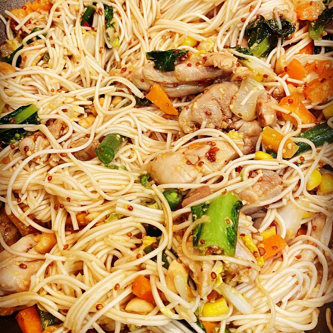 Honey MustardChow Mein · Nadiya Hussain