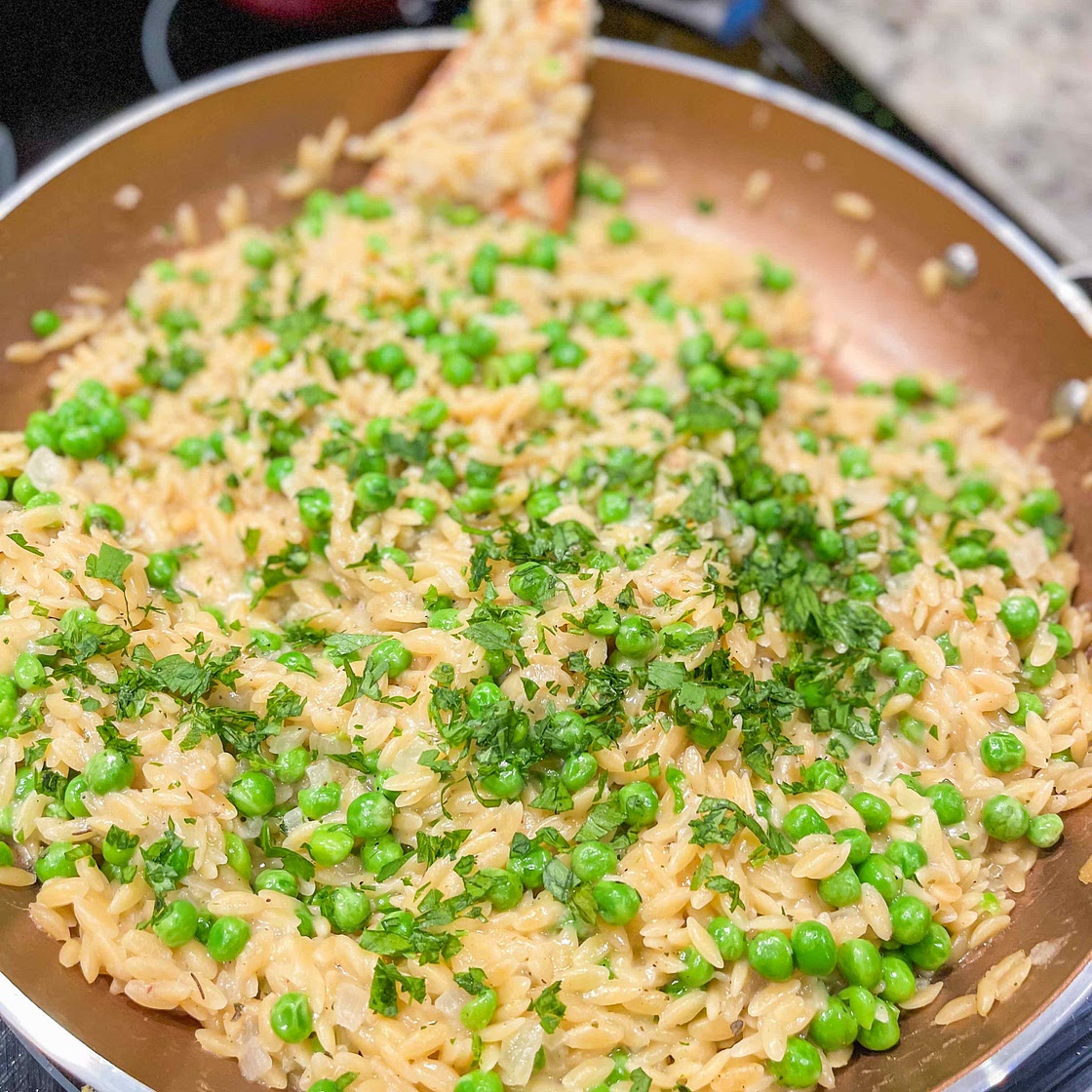Parmesan orzo with peas