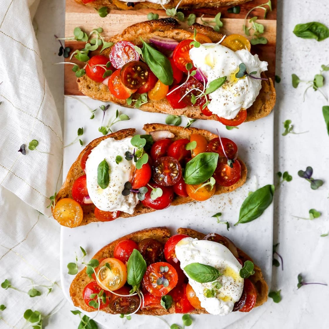 Crostini Burrata