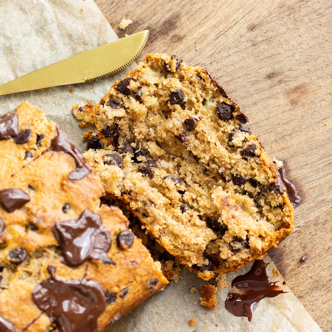 Vegan 5 Ingredient Banana Bread with Spelt Flour and Olive Oil