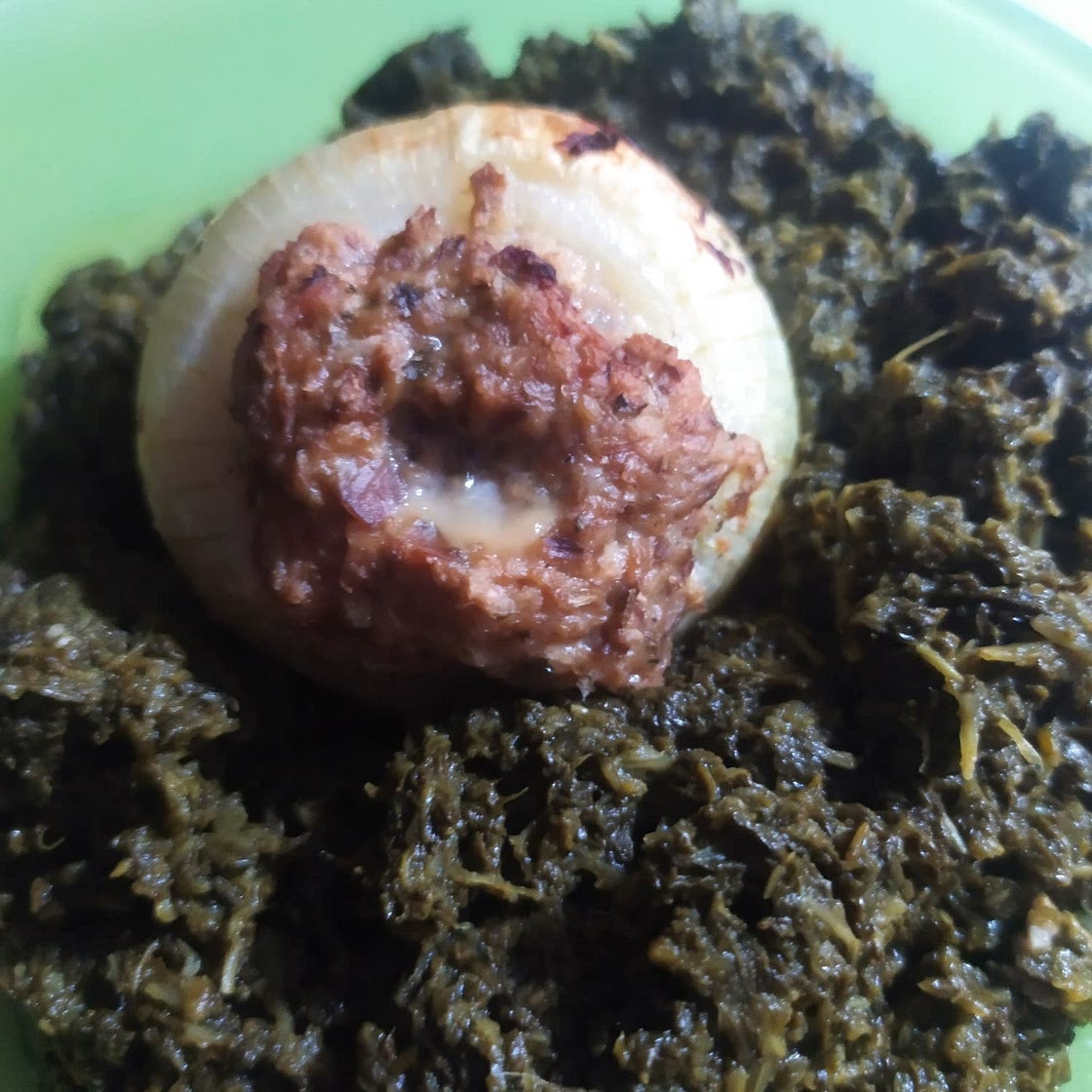 Oignons farcis aux champignons