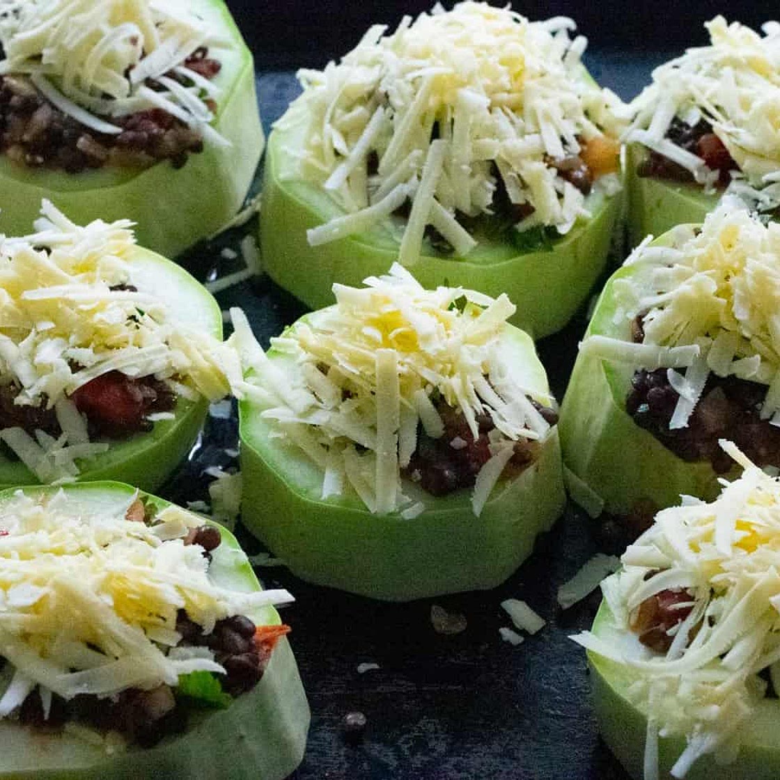 Lentil and tomato stuffed marrow