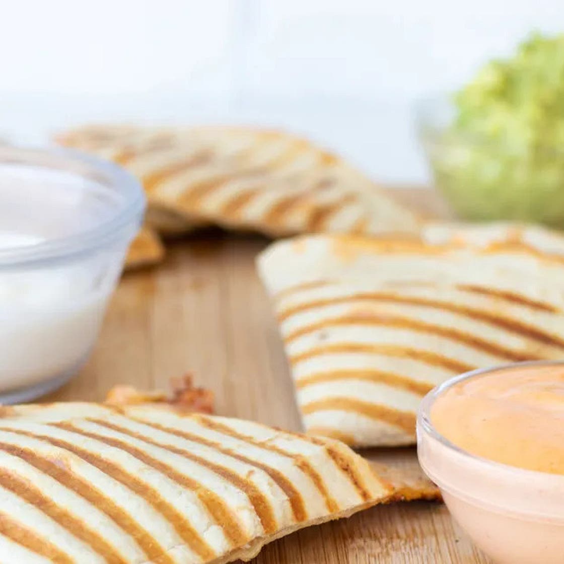 5-Ingredient Copycat Chipotle Burrito Sauce - Forkly