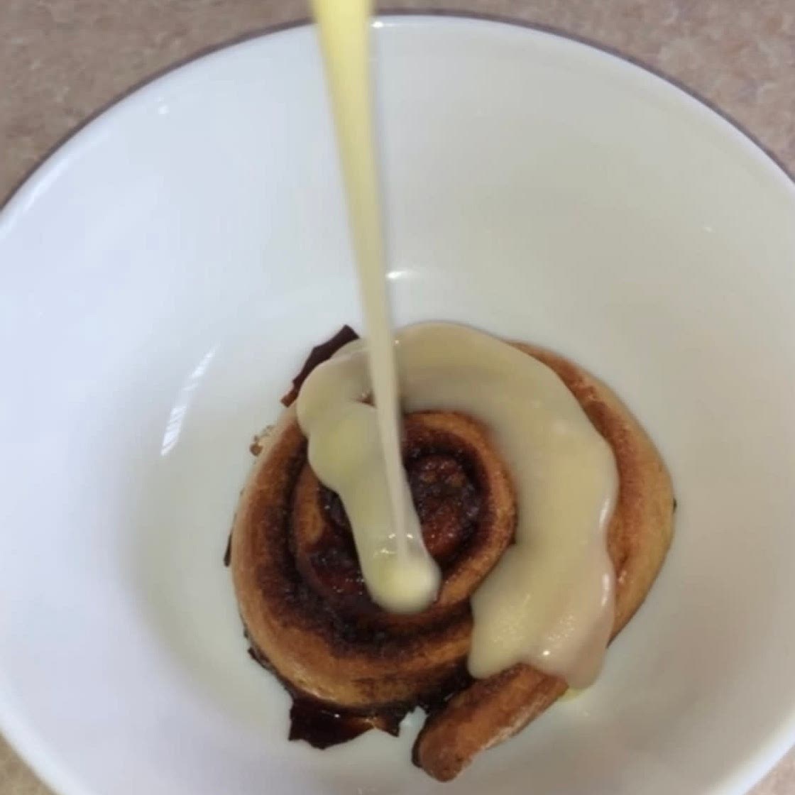 Delic Cinnamon rolls 
