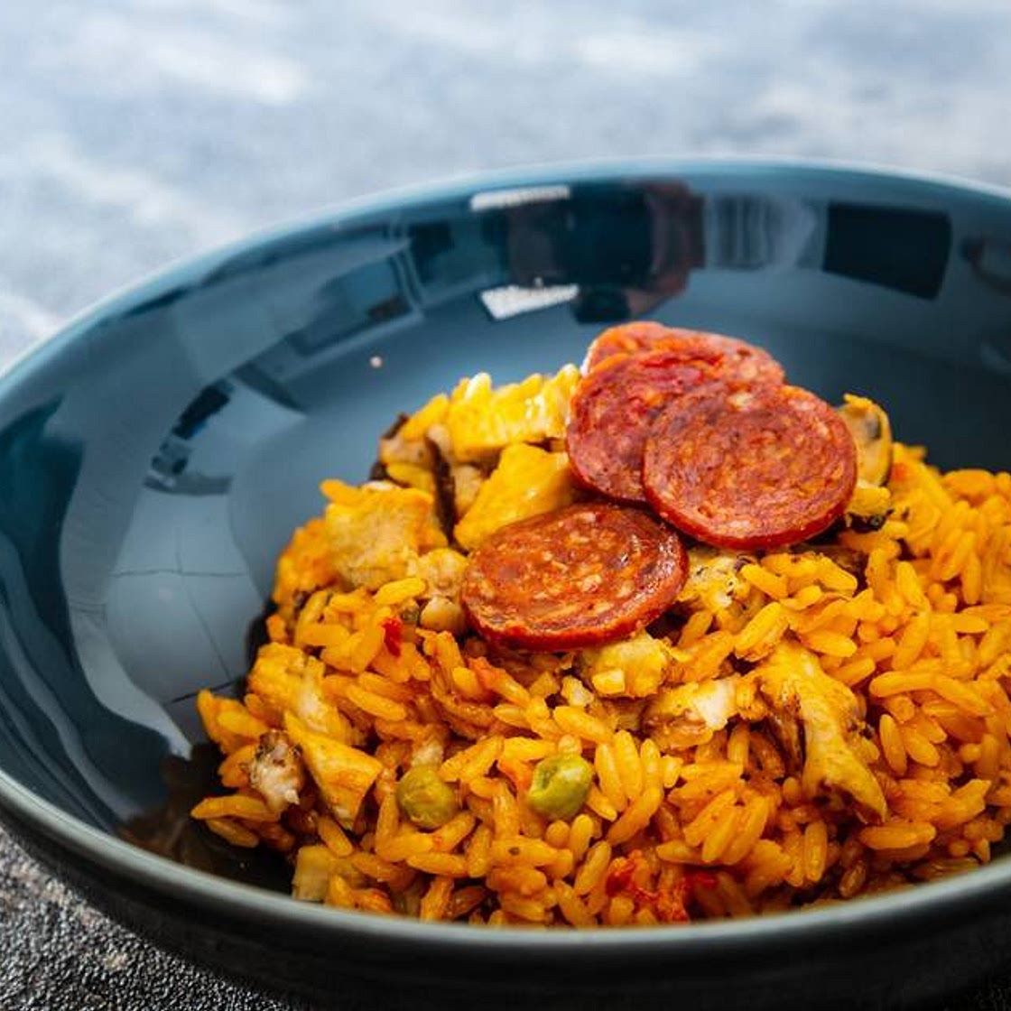 One-pot rice with chicken and chorizo