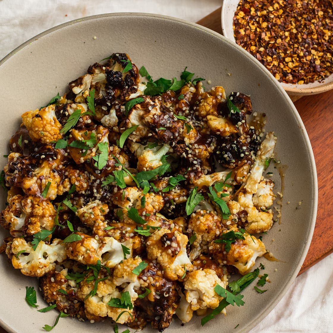 Sticky Air Fried Sweet Chili Cauliflower (vegan)