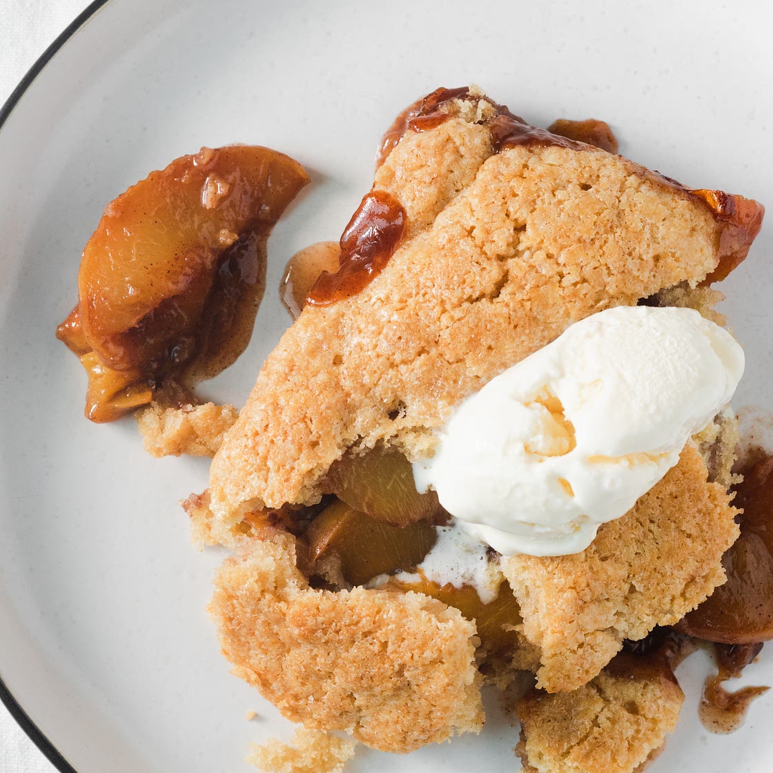 Easy Peach Cobbler