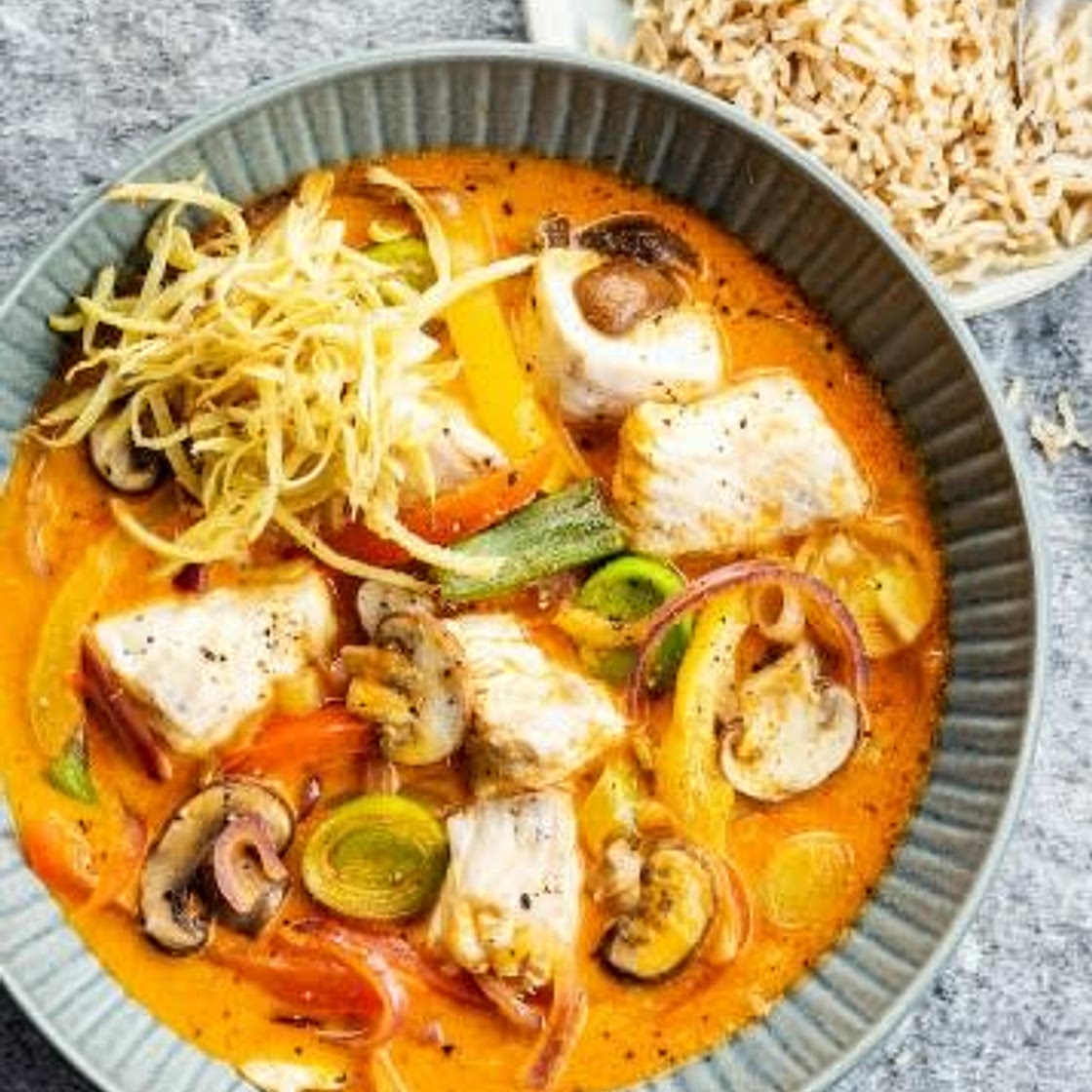 Vis in rode curry met rijst