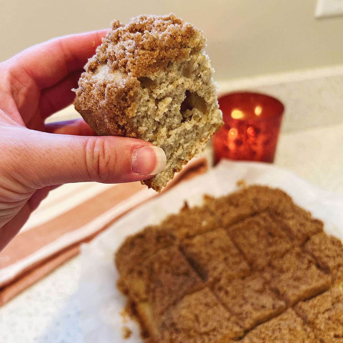 Classic Banana Bread with Cinnamon Streusel Topping