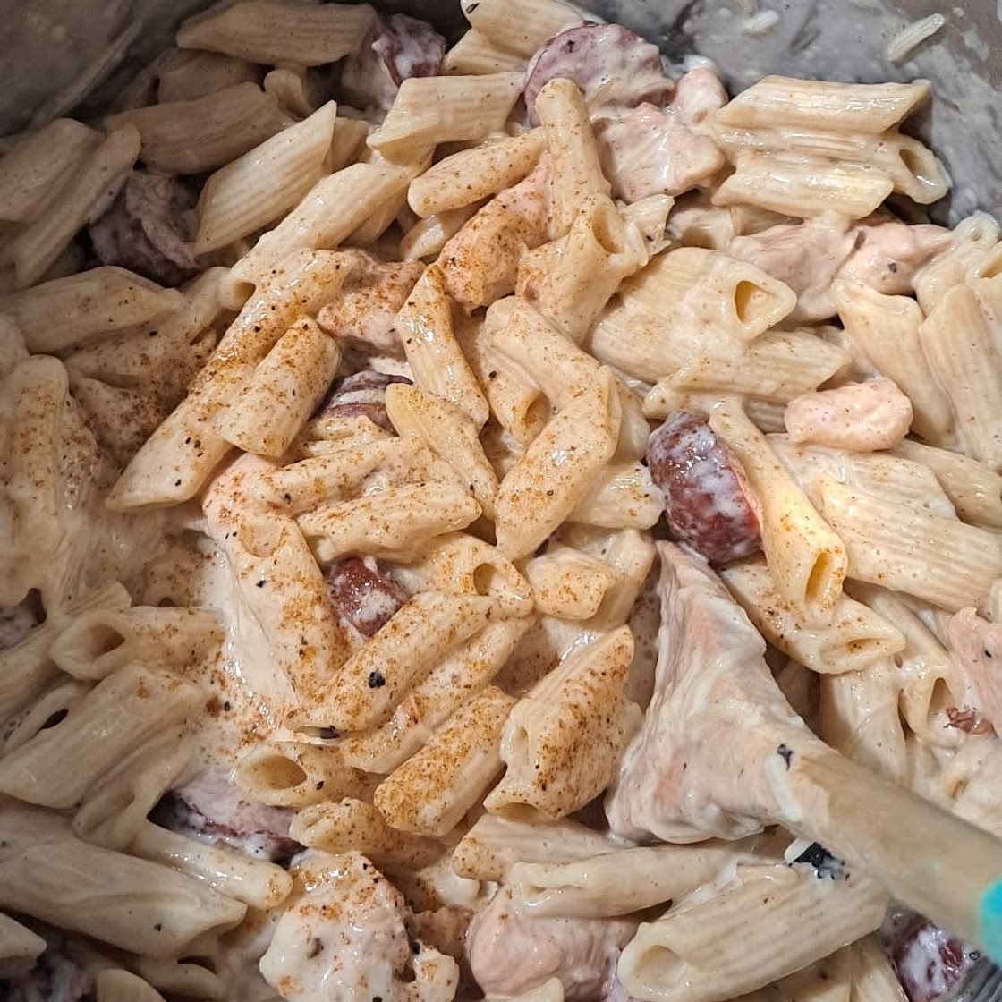 Instant Pot Pasta Cajun Chicken Alfredo