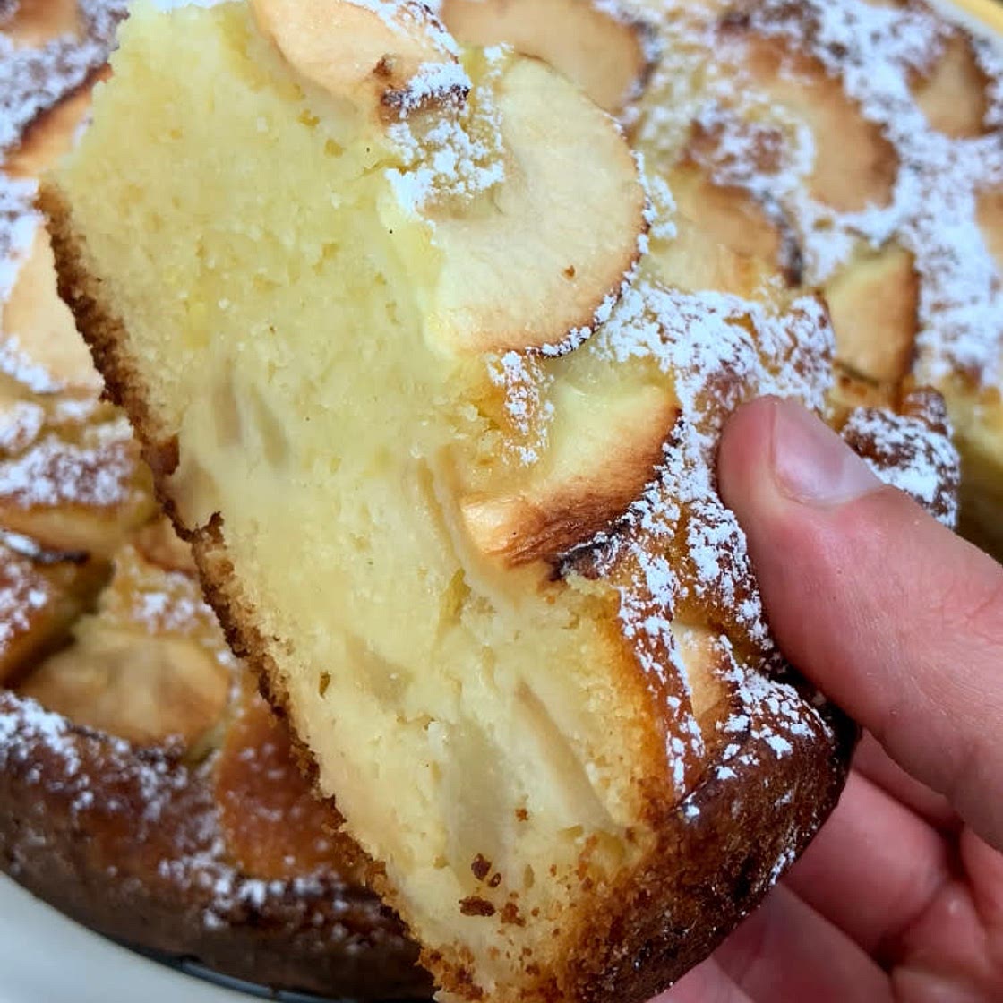 APPLE CAKE