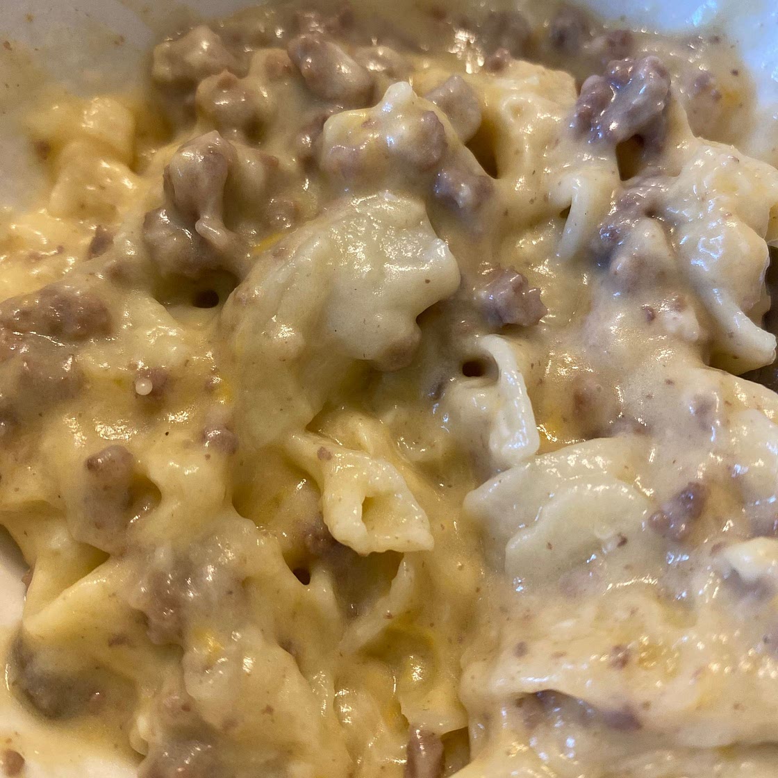 Instant Pot Cheesy Ground Beef and Noodles
