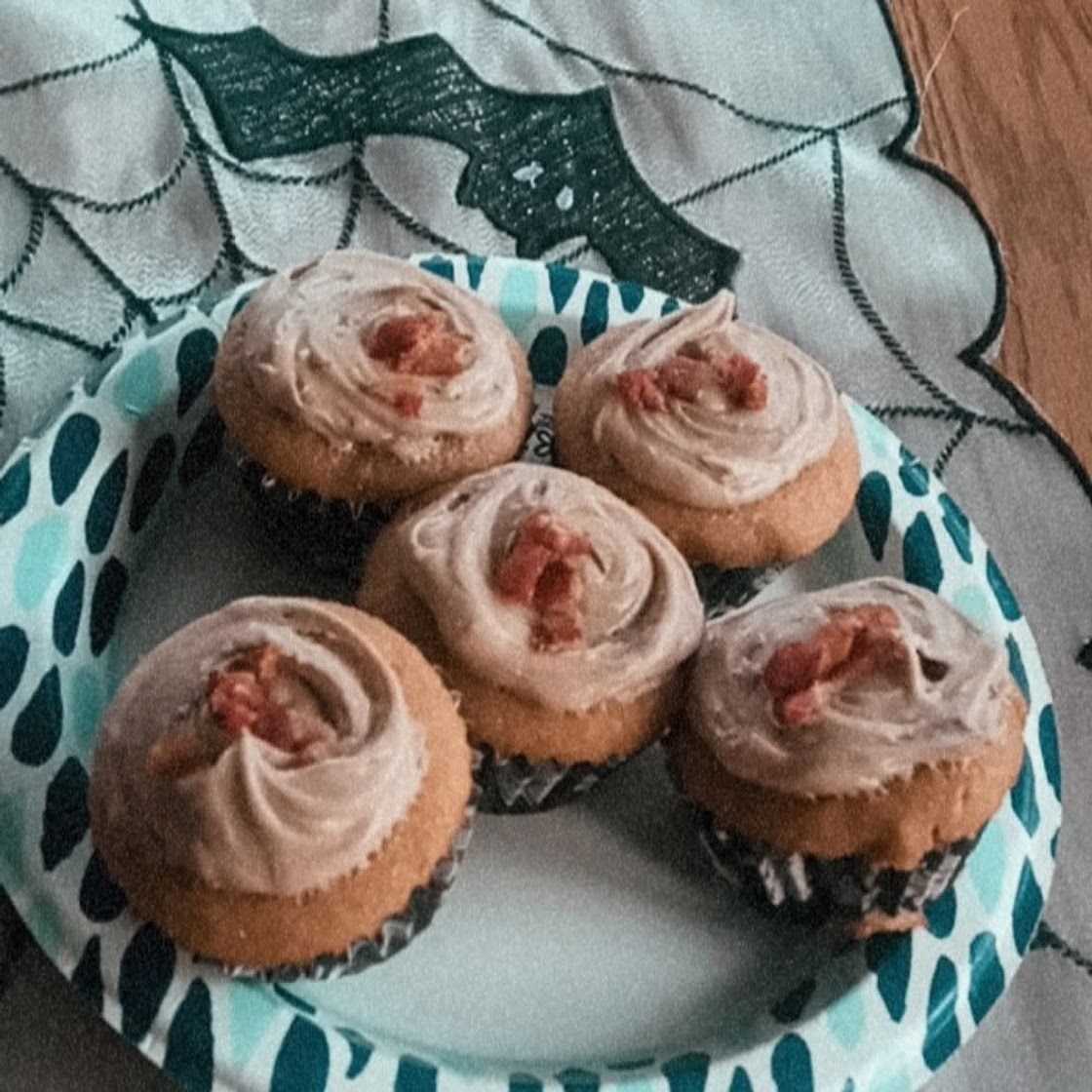 Maple Bacon Cupcakes