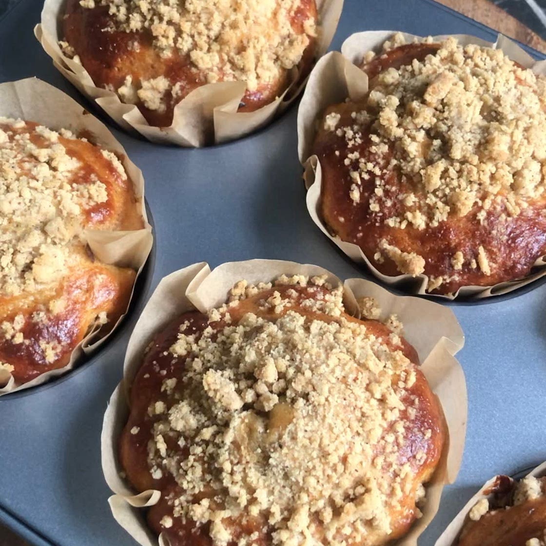 Banana muffins 167cal each (serves 7)
