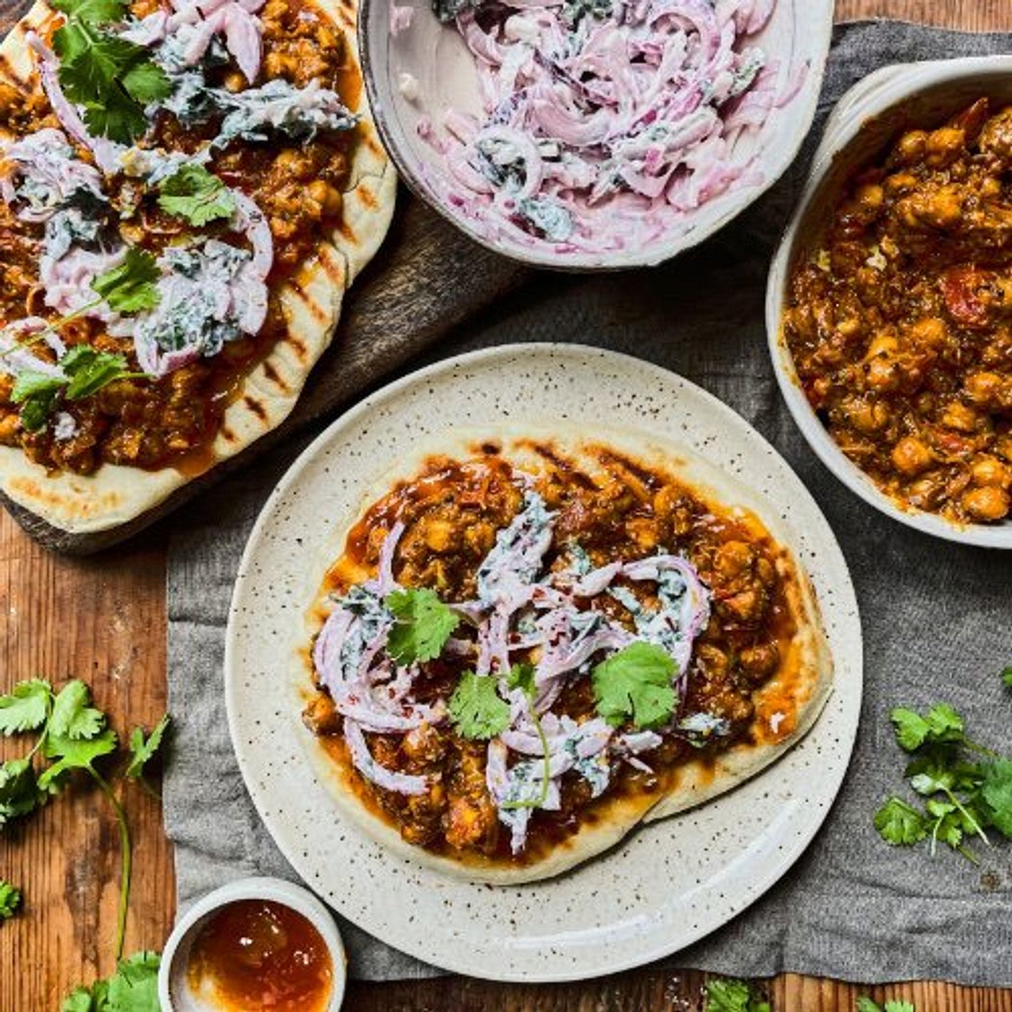 Chana Masala Mango Naan